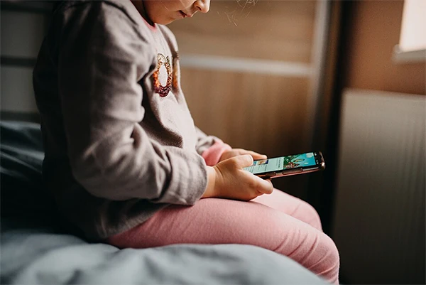 kids texting safely